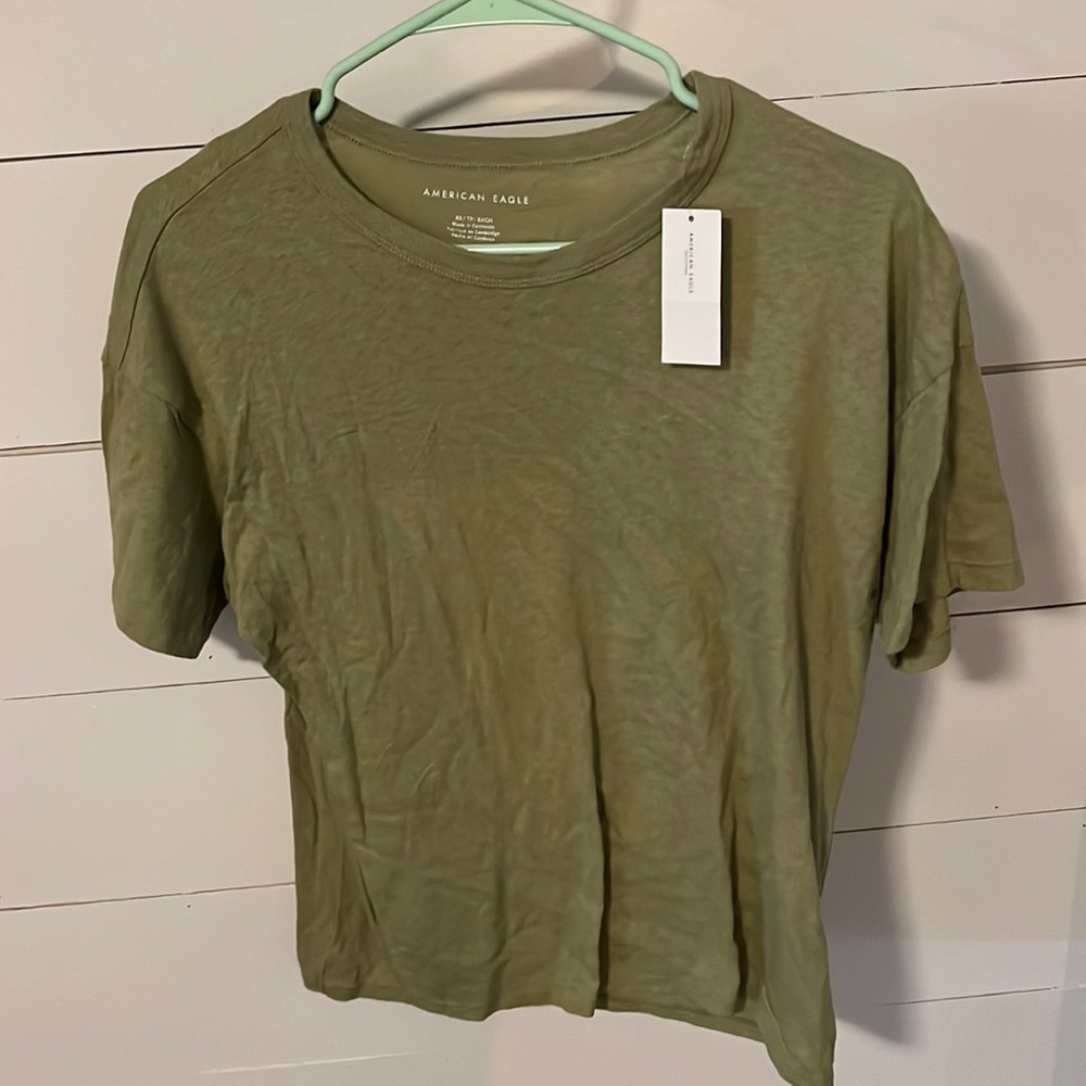 American Eagle t shirt x small